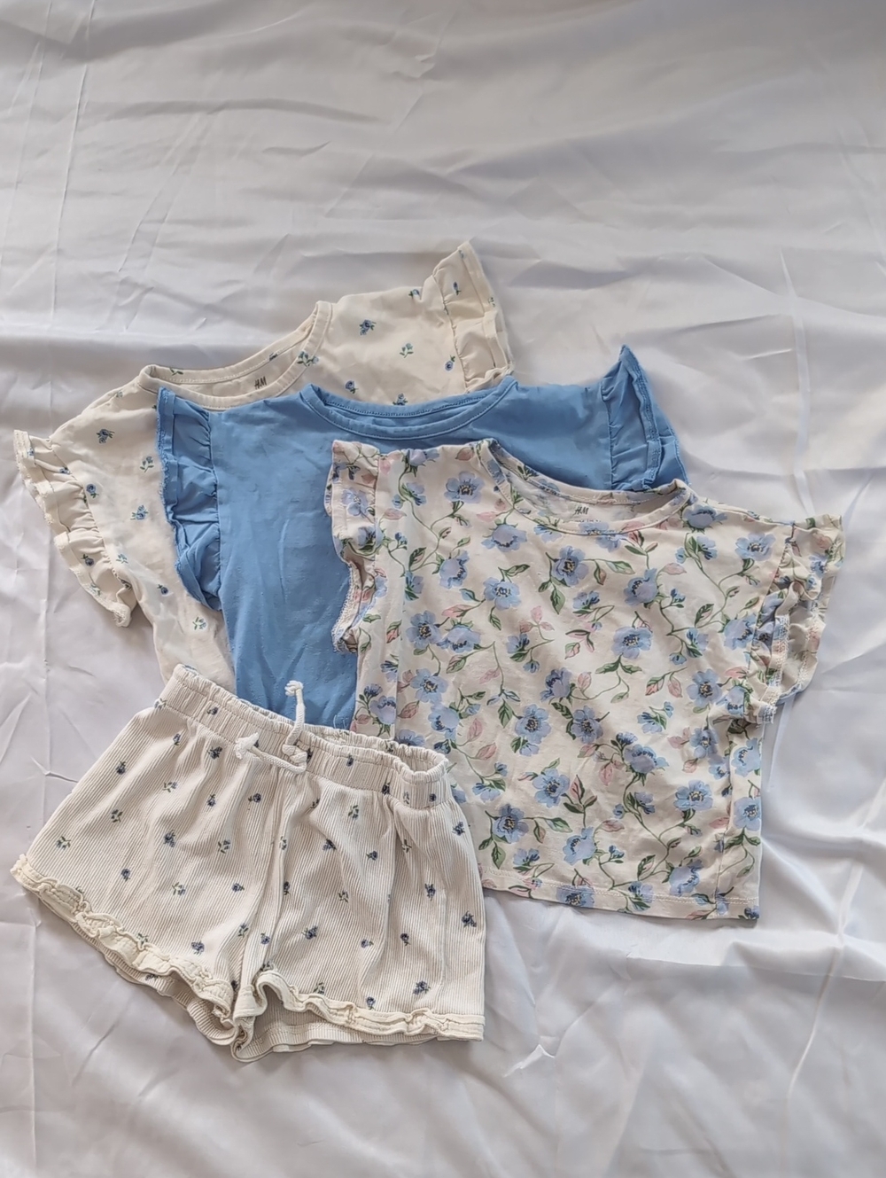H&M Blue, Cream & Floral Flutter-Sleeve Summer Set